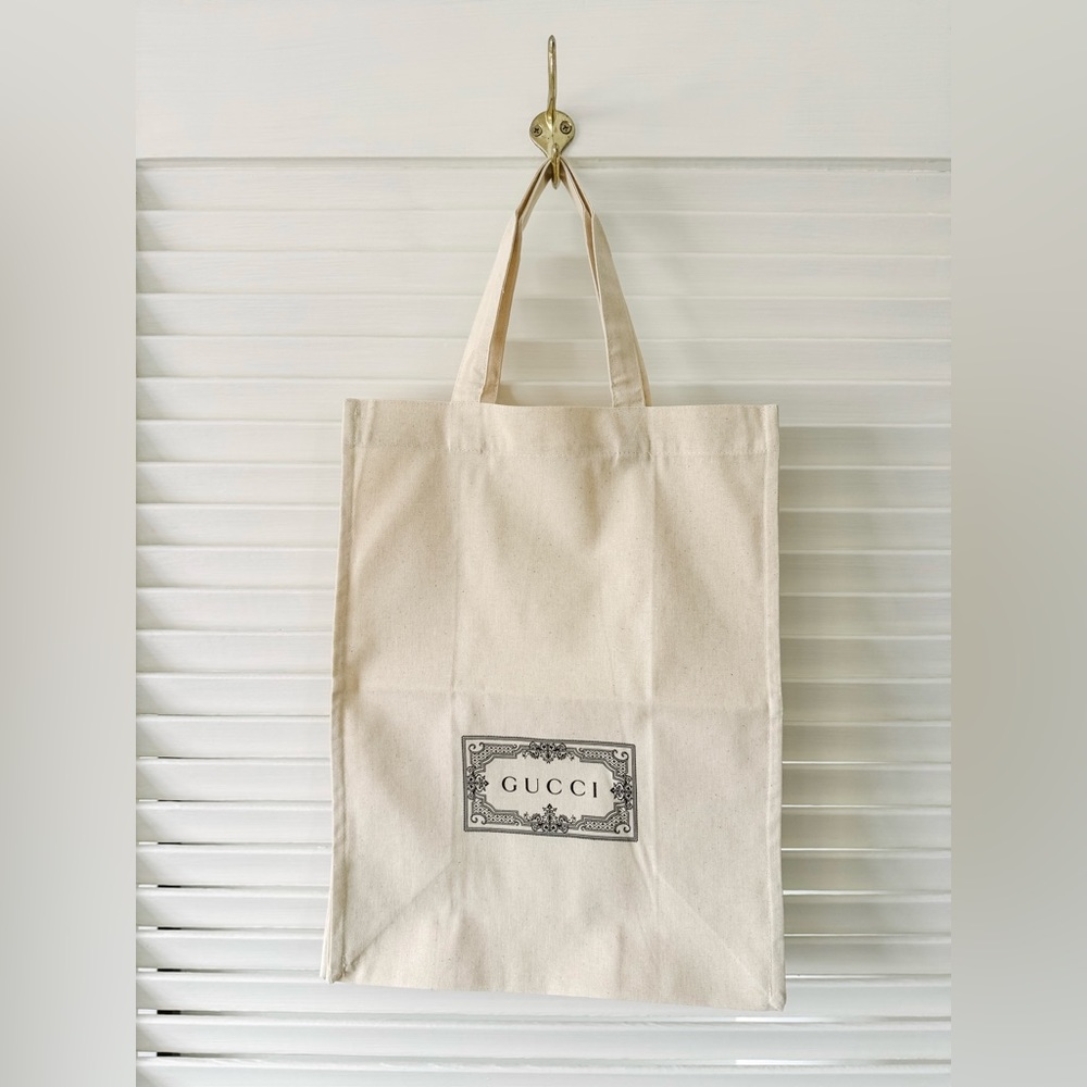 Brand New Gucci Tote Bag w Box